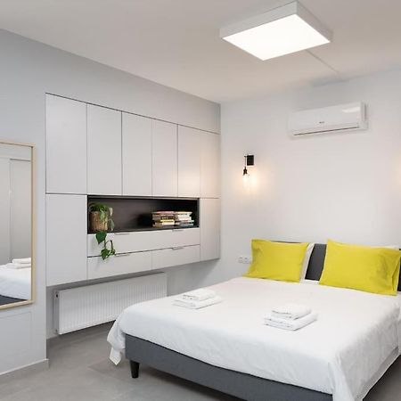 Stylish Studio Downtown Афины Экстерьер фото