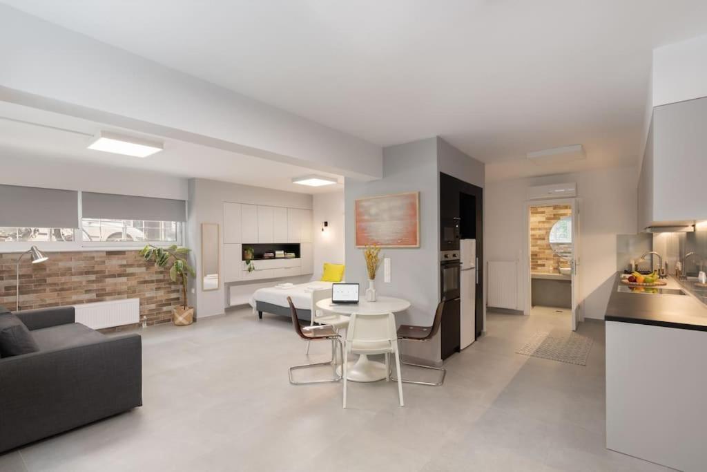 Stylish Studio Downtown Афины Экстерьер фото