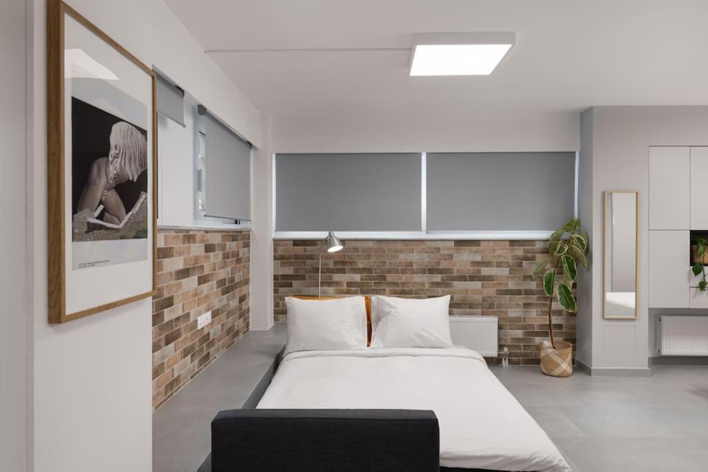 Stylish Studio Downtown Афины Экстерьер фото